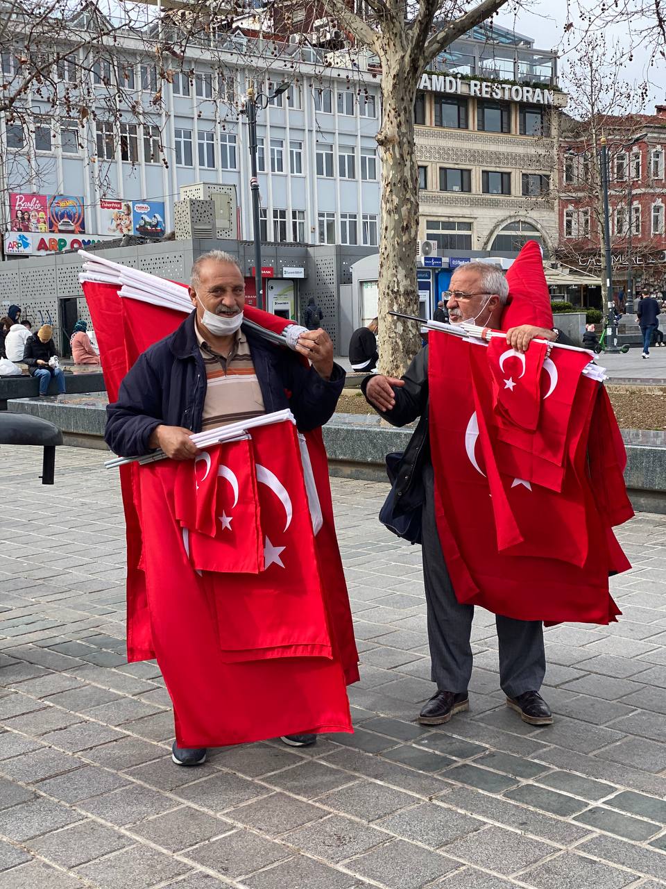 Мандрівник показав унікальні місця Стамбула, які повинен побачити кожен